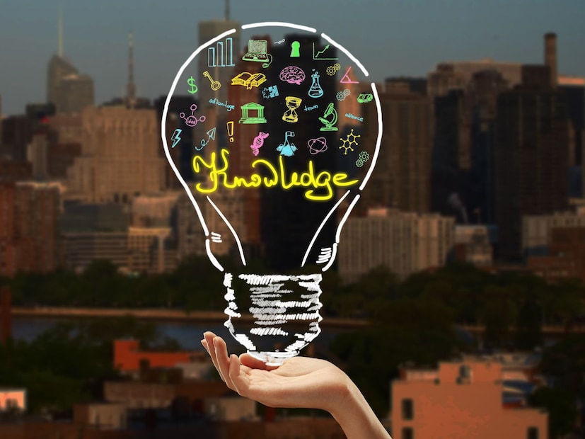 जगात असे अनेक प्राणी आणि पक्षी आहेत, जे त्यांच्या अनोख्या रचनेमुळे वैज्ञानिकांनाही आश्चर्यचकित करतात. त्यातलाच एक खास आणि रोचक जीव आहे, ज्याचे डोळे हे त्याच्या मेंदू किंवा डोक्यापेक्षा मोठे आहेत. तुम्हाला माहितीय का त्याचं नाव? जगात असे अनेक प्राणी आणि पक्षी आहेत, जे त्यांच्या अनोख्या रचनेमुळे वैज्ञानिकांनाही आश्चर्यचकित करतात. त्यातलाच एक खास आणि रोचक जीव आहे, ज्याचे डोळे हे त्याच्या मेंदू किंवा डोक्यापेक्षा मोठे आहेत. तुम्हाला माहितीय का त्याचं नाव?