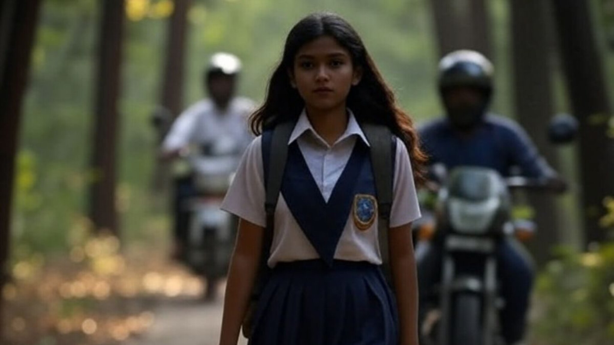 तोंडावर स्प्रे मारला, बुलढाण्यात दिवसाढवळ्या 14 वर्षांच्या मुलीचं अपहरण, पाठलाग करून तिघांना अटक