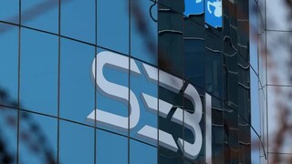 SEBI Recruitment 2025: टॉप क्लास अधिकारी बनण्याची सुवर्णसंधी! 110 पदांसाठी संधी; तब्बल 1,84,000 असेल पगार