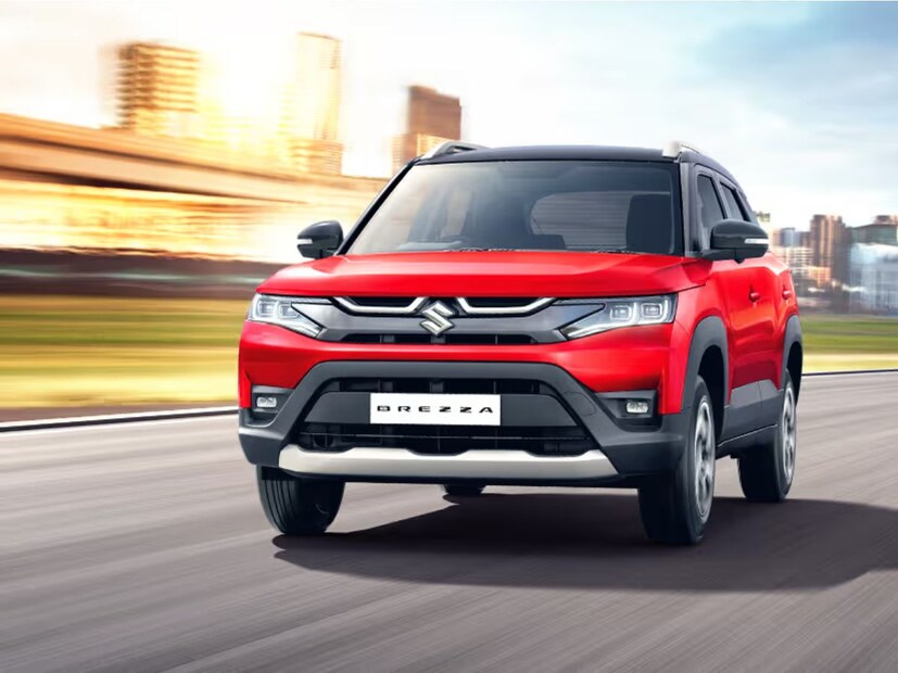 दुसऱ्या क्रमांकावर मारुती सुझुकी ब्रेझा आहे. ज्याने जुलै 2025 मध्ये 14,065 युनिट्सची विक्री नोंदवली. मारुती सुझुकी ब्रेझा देखील क्रेटासारखीच स्थिती आहे. कारण एसयूव्हीच्या विक्रीत वर्षानुवर्षे 4 टक्के घट झाली आहे. जुलै 2024 मध्ये मारुती सुझुकीने 14,676 युनिट्स विकल्या.