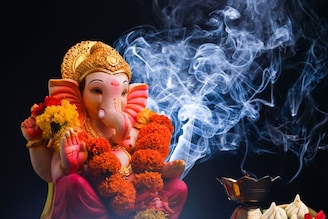 संकष्टी चतुर्थीच्या उपवासाचं धार्मिक महत्त्व; व्रत-उपवास करणाऱ्यांना काय मिळतं?