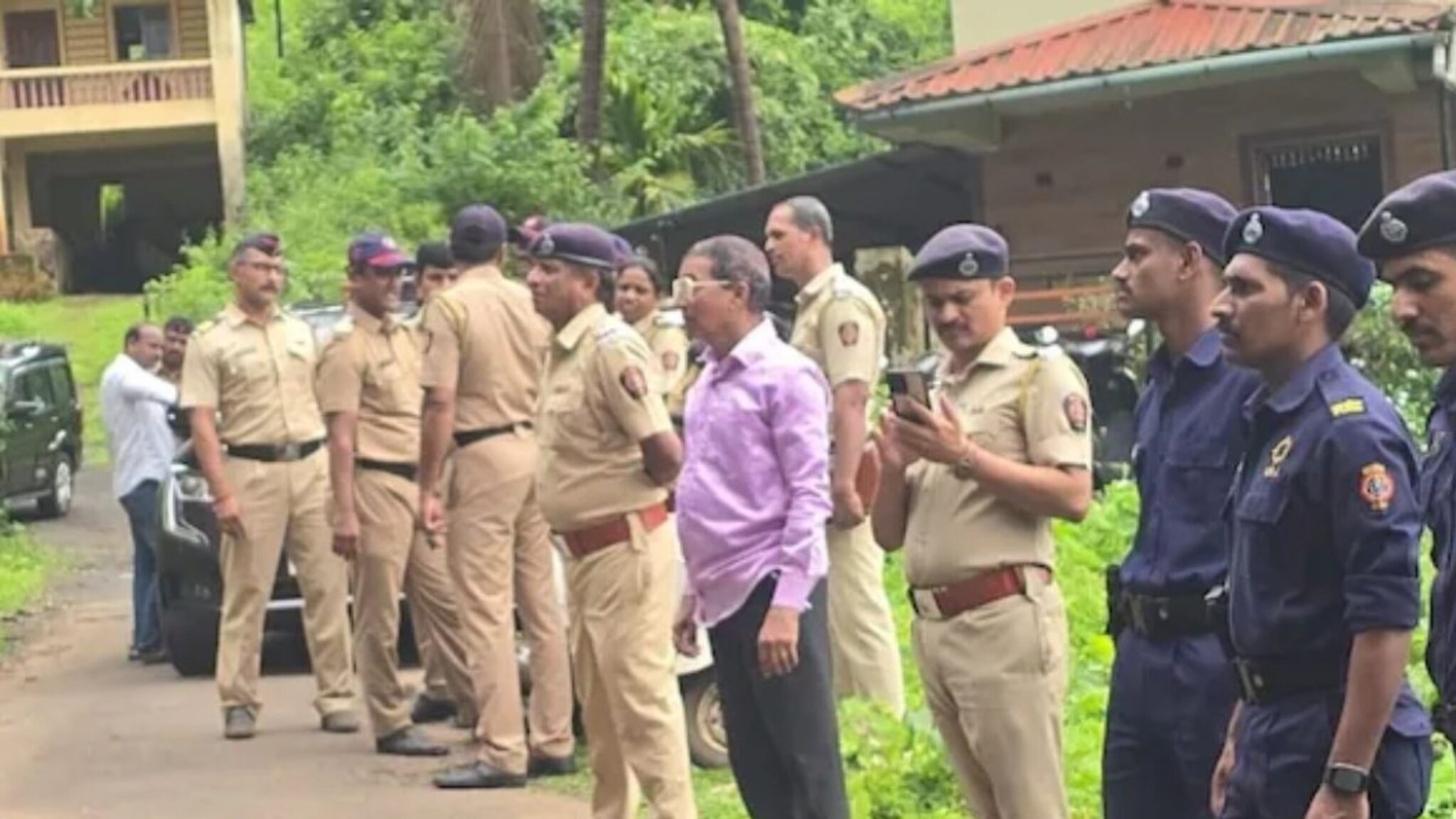 हात-पाय बांधलेले, कपडे फाटलेले... चिपळूणात निवृत्त शिक्षिकेची निर्घृण हत्या; सीसीटीव्हीचा डीव्हीआर गायब!