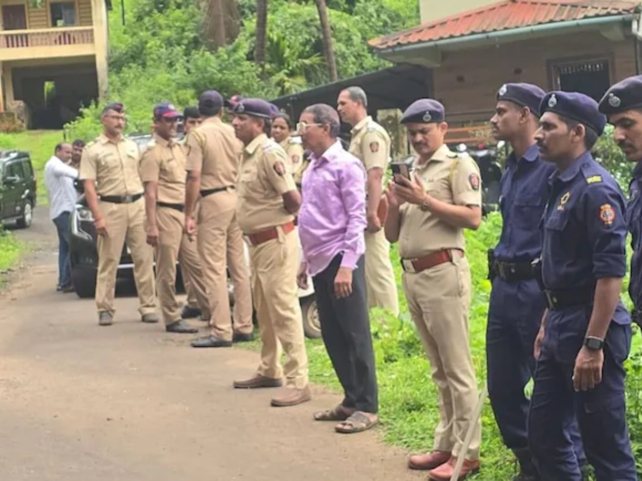 हात-पाय बांधलेले, कपडे फाटलेले... चिपळूणात निवृत्त शिक्षिकेची निर्घृण हत्या; सीसीटीव्हीचा डीव्हीआर गायब!