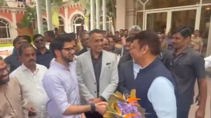 आदित्य ठाकरे-देवेंद्र फडणवीस आदित्य ठाकरे-देवेंद्र फडणवीस