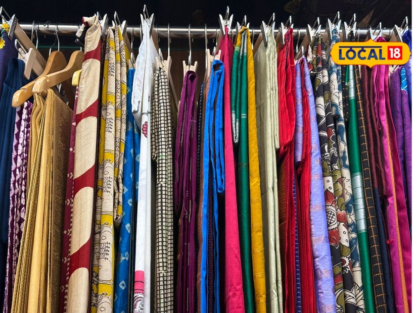  ज्येष्ठ महिलांपासून ते कॉलेजला जाणाऱ्या मुलींसाठी उपयुक्त कपडे त्या घेऊन फिरत. ग्राहकांच्या गरजेनुसार त्यांनी सुधारणा केल्याने लोकांचा त्यांच्यावर विश्वास बसत गेला. या अनुभवातून आत्मविश्वास मिळाल्यानंतर त्यांनी लोकलमध्ये कपडे विकण्याचा धाडसी निर्णय घेतला.