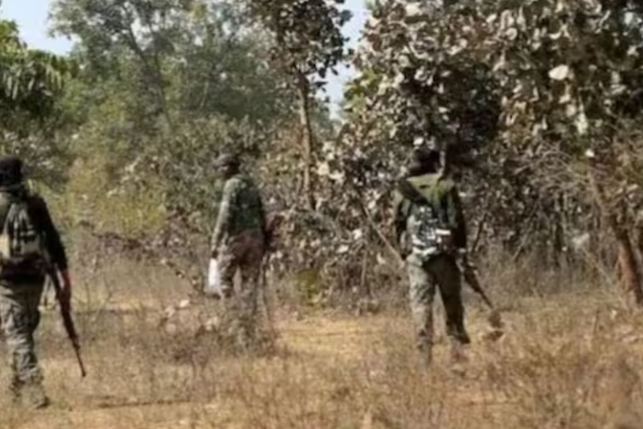 गडचिरोलीमध्ये सुरक्षा दलाची मोठी कारवाई, चार माओवादी ठार