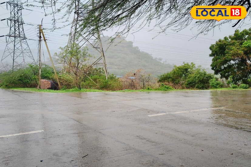 छत्रपती संभाजीनगरमध्ये आज हलक्या पावसाची शक्यता आहे. तर जालन्यातही पावसाची तीव्रता कमी राहील. या दोन्ही जिल्ह्यांत पुढील काही काळ पावसाचा जोर कमीच राहणार असून कोणताही सतर्कतेचा इशारा देण्यात आलेला नाही. 