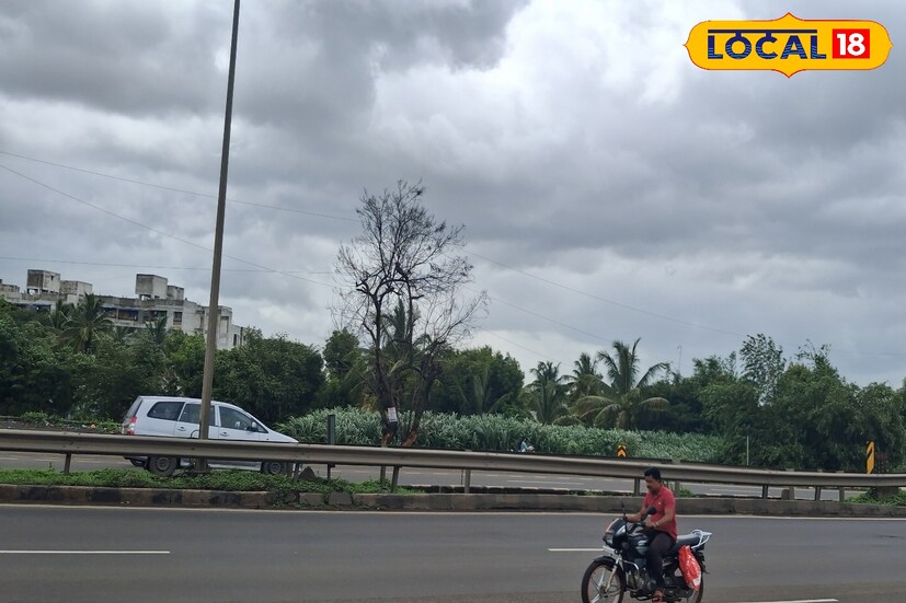 दरम्यान, पश्चिम महाराष्ट्रात पावसाचा जोर पुन्हा वाढणार आहे. आजपासून पुढील काही दिवस वादळी वाऱ्यांसह पावसाचा इशारा हवामान विभागाने दिला आहे. पुढील 4 दिवस हवामानाची हीच स्थिती कायम राहणार असल्याने नागरिकांना योग्य ती काळजी घ्यावी लागेल. 