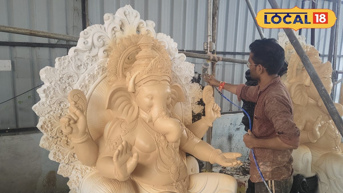 Ganeshotsav 2025: गणेश भक्तांना बसणार महागाईचा फटका, बाप्पाच्या किमती किती वाढणार