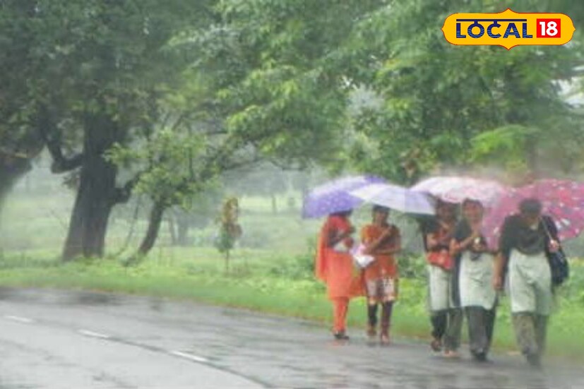 मुंबई ठाण्यासह रायगड, रत्नागिरी, सिंधुदुर्ग या तिन्ही जिल्ह्यांमध्ये आज यलो अलर्ट लागू आहे. रायगड, रत्नागिरी आणि सिंधुदुर्ग जिल्ह्यांमध्ये दिवसभर जोरदार ते मुसळधार पाऊस पडण्याची शक्यता आहे. कमाल तापमान 29°C ते 30°C तर किमान तापमान 24°C ते 25°C दरम्यान राहील. समुद्र खवळलेला राहण्याची शक्यता असल्याने मच्छीमारांनी समुद्रात न जाण्याचे आवाहन करण्यात आले आहे.