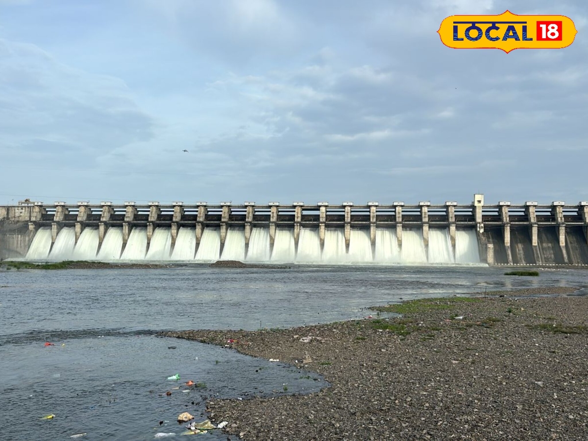 Jayakwadi Dam: जायकवाडी धरणाचे 18 दरवाजे उघडणार, नदीकाठच्या गावांना सतर्कतेचा इशारा