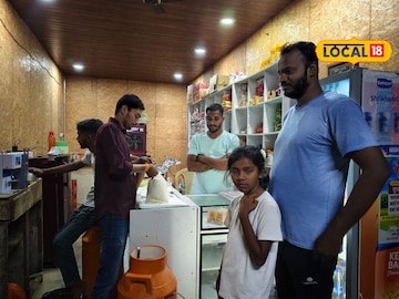 दूध डेअरीने तरुणाचं नशीब पालटलं, महिन्याला 9 लाखांची उलाढाल दूध डेअरीने तरुणाचं नशीब पालटलं, महिन्याला 9 लाखांची उलाढाल