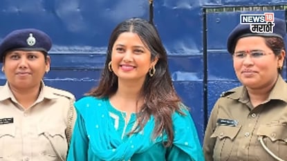 पुण्यातील येरवडा जेलमध्ये पोहोचली प्राजक्ता माळी