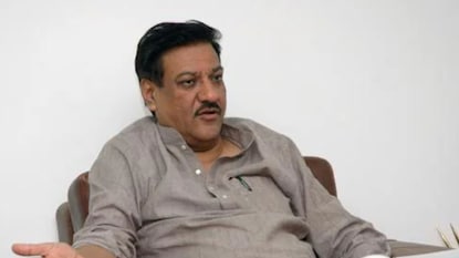 पृथ्वीराज चव्हाण पृथ्वीराज चव्हाण