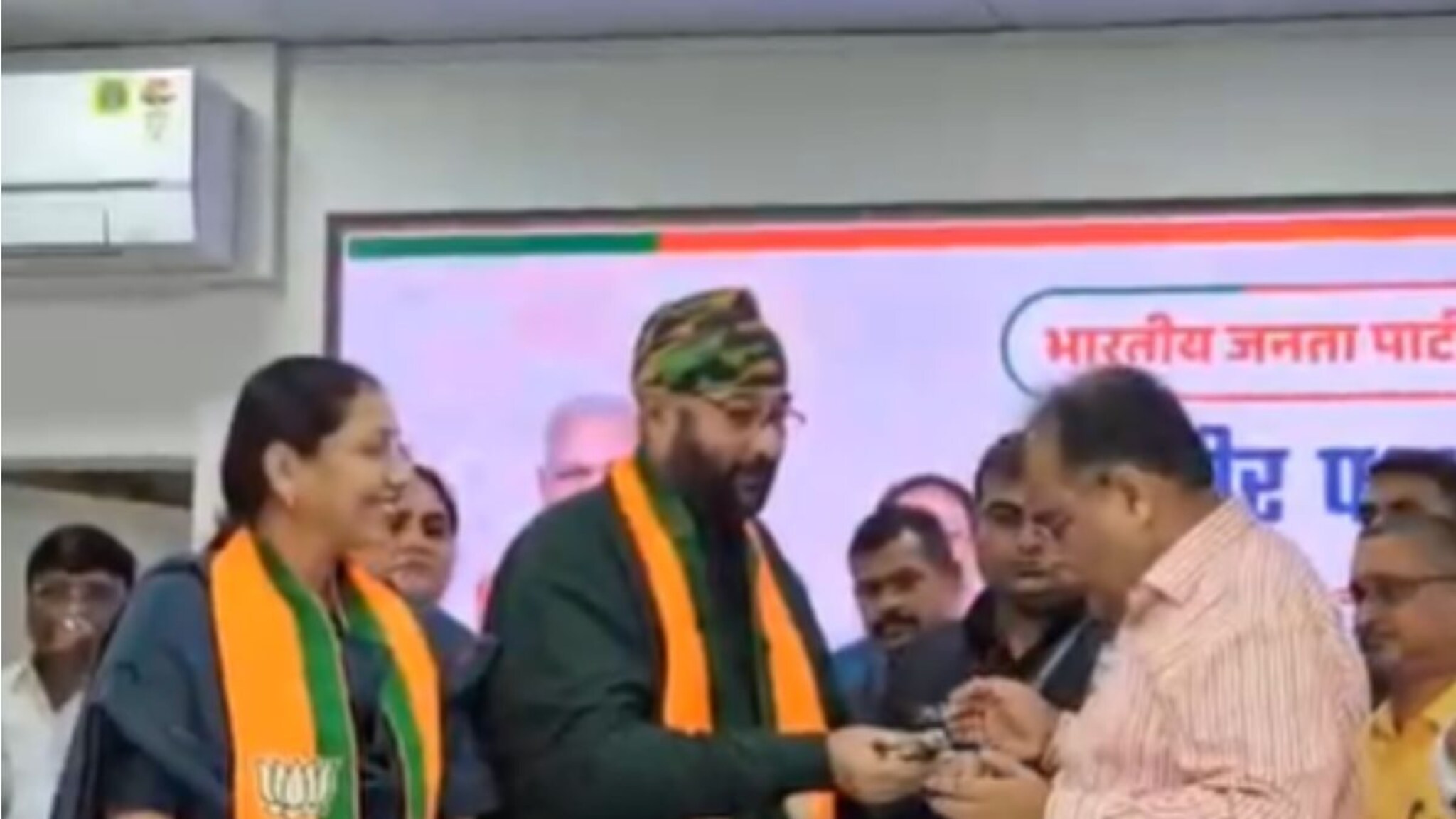 भाजपचा बहुजन विकास आघाडीला दणका, महापालिका निवडणुकांआधी फोडाफोडी