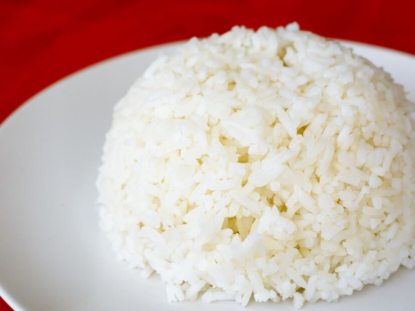  भारतामध्ये फायबर नसतात आणि त्यामुळे लवकर भूक लागते. त्यासोबतच तुम्ही कुठला भात खात आहे पण महत्त्वाचं असतं म्हणजेच की वाईट राईस किंवा ब्राऊन राईस.