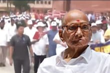खासदारांच्या आंदोलनात शरद पवार जखमी? दाव्याने खळबळ, इंडिया आघाडीचा मोर्चा पोलिसा