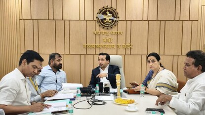 ससून डॉकचे आधुनिकीकरण; ‘मॉडेल डॉक’ बनवण्याचा मंत्री नितेश राणे यांचा संकल्प