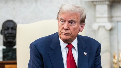 डोनाल्ड ट्रम्प यांचा दणका, रशियाकडून तेल खरेदीमुळे चिडले, भारतावर 50 टक्के टॅरिफ