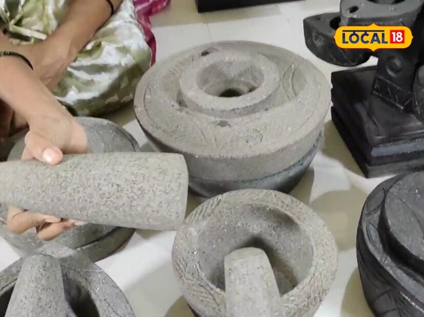 या व्यवसायाची सुरुवात अगदी छोट्या प्रमाणावर झाली. त्यांनी काही जुन्या दगडी वस्तू संकलित करून त्यांचं नवं डिझाइन तयार केलं आणि स्थानिक कारागिरांकडून त्या वस्तू तयार करून घेतल्या. सुरुवातीला केवळ पाटा-वरवंटा विक्रीस ठेवले होते. हळूहळू ग्राहकांचा प्रतिसाद वाढू लागला आणि त्यांनी वस्तूंच्या प्रकारात भर घालायला सुरुवात केली.
