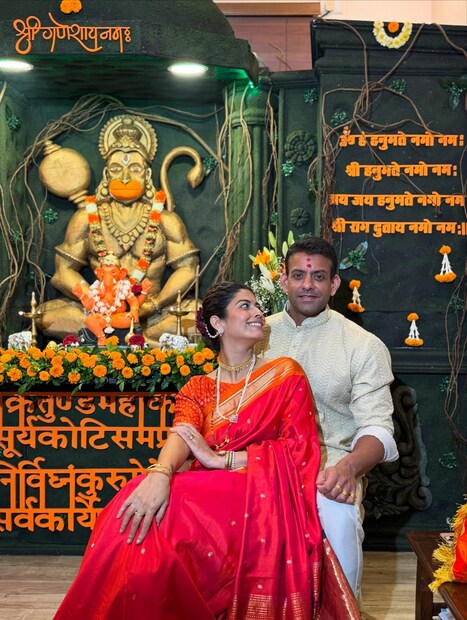 पण, या सगळ्यांमध्ये अभिनेत्री अभिज्ञा भावे आणि तिचा नवरा मेहुल पै यांनी बाप्पासाठी केलेल्या सजावटीची सध्या खूप चर्चा आहे. 