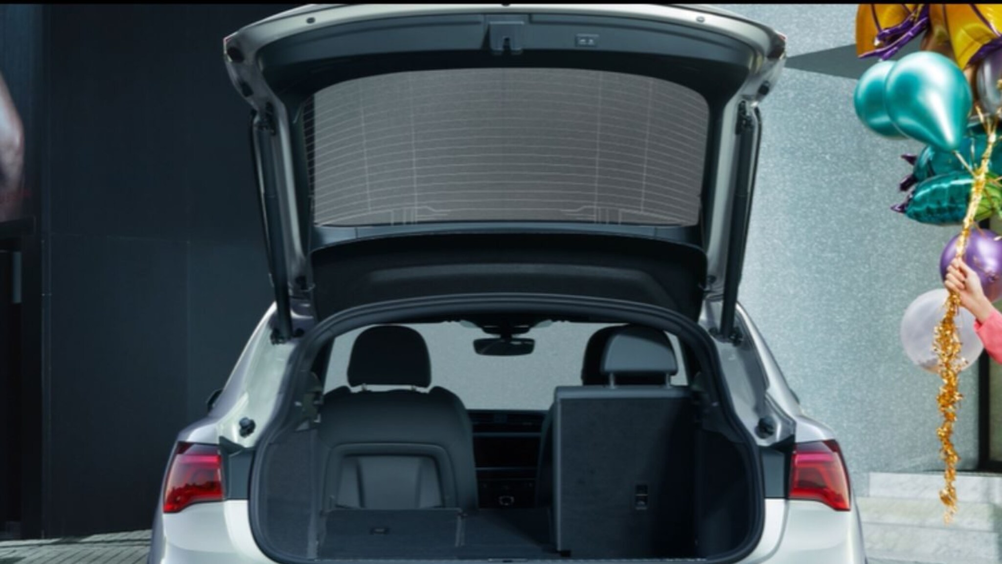 Audi फक्त नावाचं पुरे! आणली अशी दमदार SUV, फिचर्स पाहून प्रेमात पडाल!