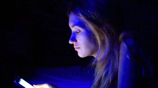 स्मार्टफोन ब्लू लाइट 