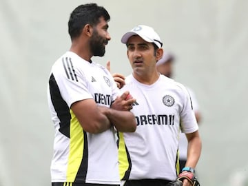 इंग्लंड दौरा संपताच बुमराहचं करिअर संकटात, गंभीरच्या निर्णयाला BCCI चा फुल सपोर्ट! इंग्लंड दौरा संपताच बुमराहचं करिअर संकटात, गंभीरच्या निर्णयाला BCCI चा फुल सपोर्ट!