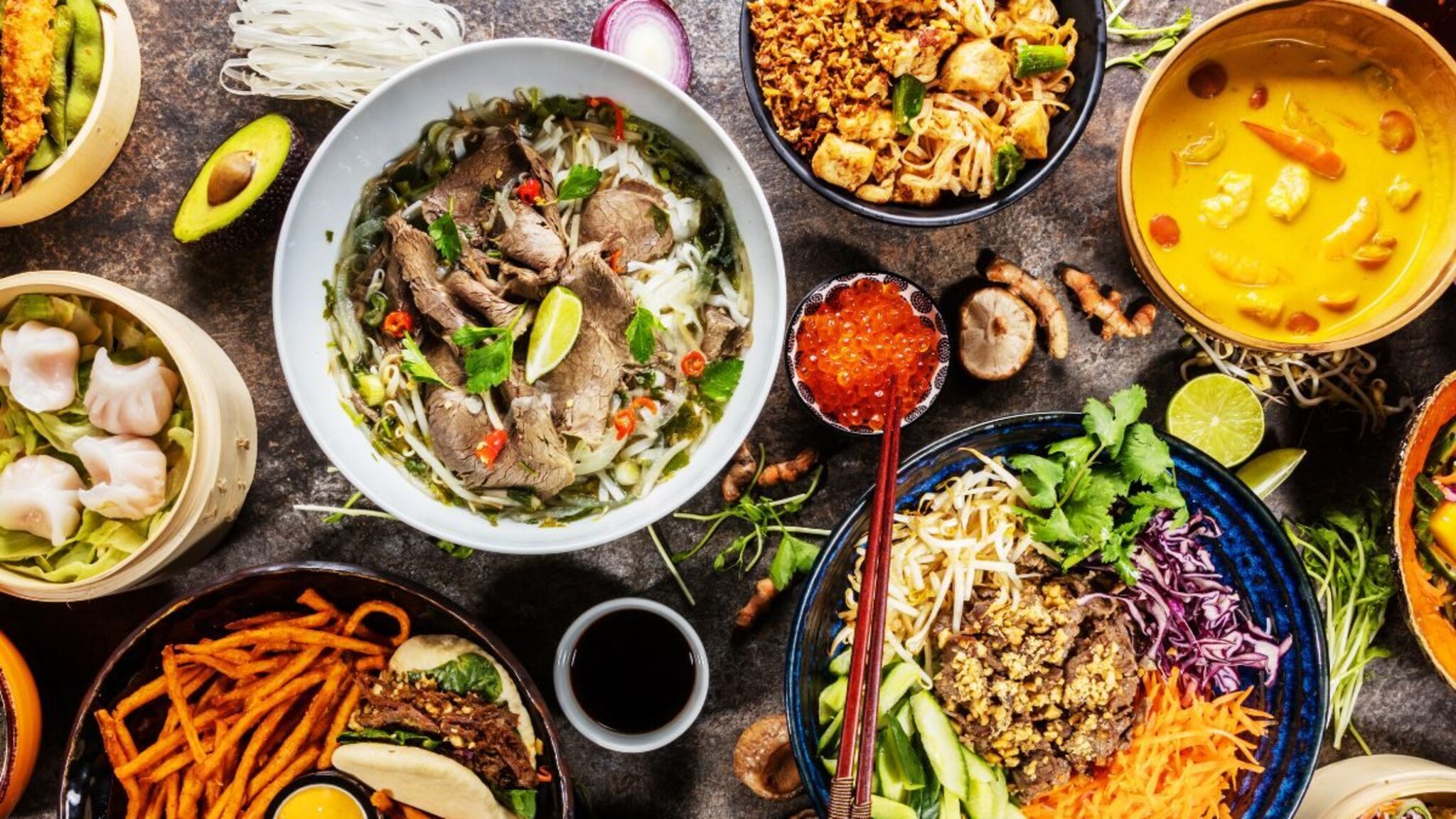 Best Foodie Destinations : स्ट्रीट फूडपासून सीफूडपर्यंत, भारतातील 8 शहरं जी फुडींच्या ड्रीम लिस्टमध्ये हवीच