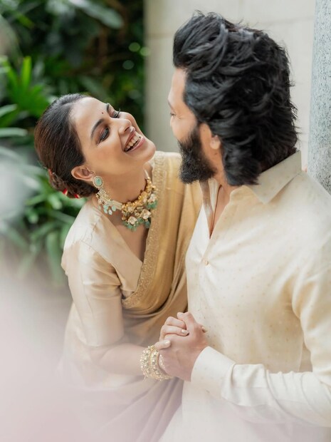 गेली कित्येक वर्षं हे कपल प्रेक्षकांचं मनोरंजन करत आहे. दोघांमधील प्रेम त्यांच्या चाहत्यांना खूपच आवडतं.