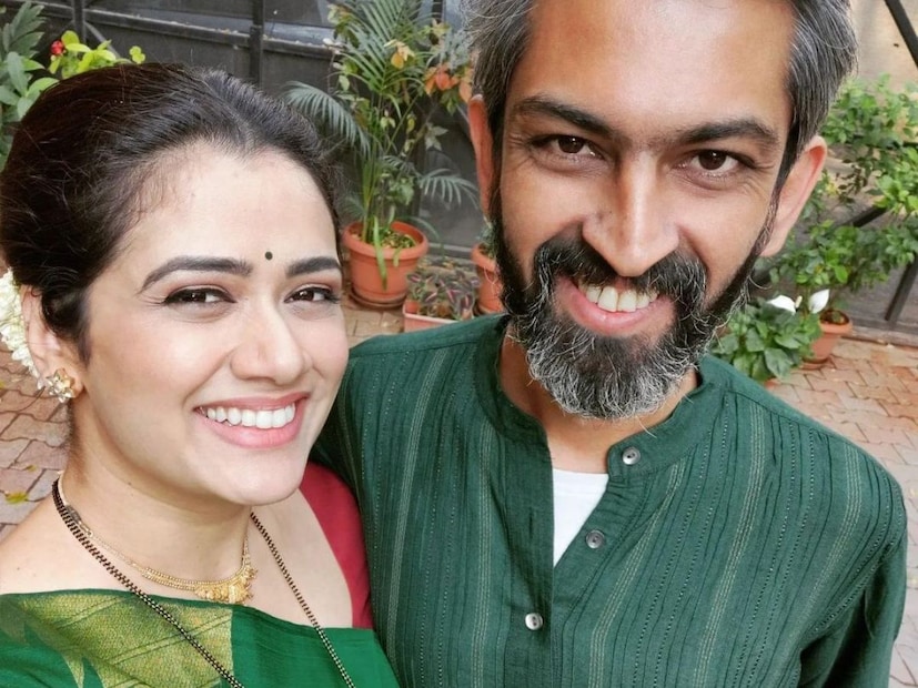 गिरिजाचा जन्म १७ डिसेंबर १९८७ रोजी नागपूर, महाराष्ट्र येथे झाला. २०११ मध्ये तिने सुहरुद गोडबोले यांच्याशी लग्न केले.