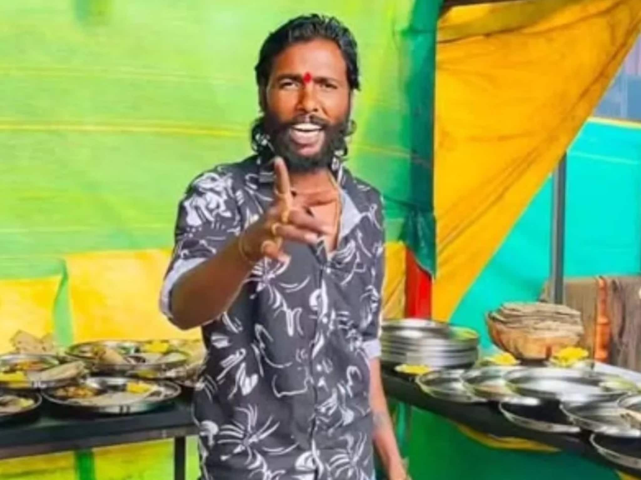 Hotel Bhagyashree  : यायलाच लागतय! हॉटेल भाग्यश्रीच्या मालकाची मुंबईत मोठी घोषणा,ग्राहकांना बसणार मोठा फटका Hotel Bhagyashree  : यायलाच लागतय! हॉटेल भाग्यश्रीच्या मालकाची मुंबईत मोठी घोषणा,ग्राहकांना बसणार मोठा फटका