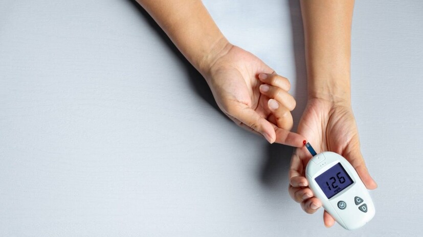 परंतु या अभ्यासात असे आढळून आले आहे की डाएट ड्रिंक्स, म्हणजेच कृत्रिम गोड पदार्थ असलेले पेये, शरीरात थेट चयापचय प्रभाव टाकू शकतात ज्यामुळे मधुमेहाचा धोका वाढू शकतो.