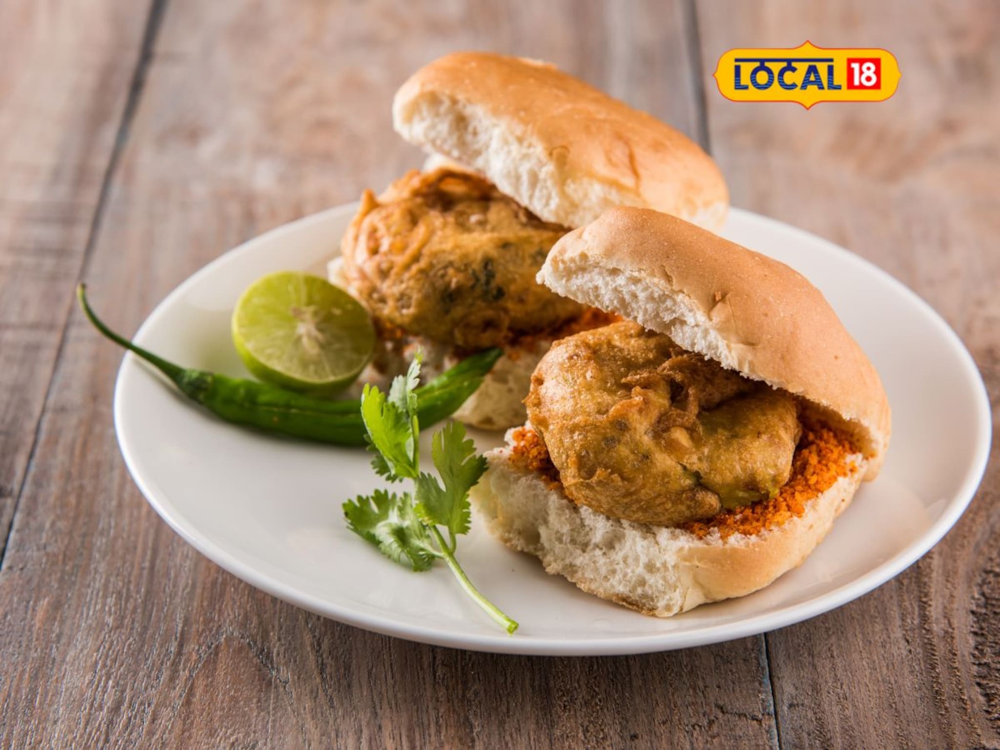 Kalyan Famous Vadapav: कल्याणमधील 'हे' आहेत फेमस वडापाव, लोकप्रिय वडापाव कुठे मिळतात? पाहा यादी