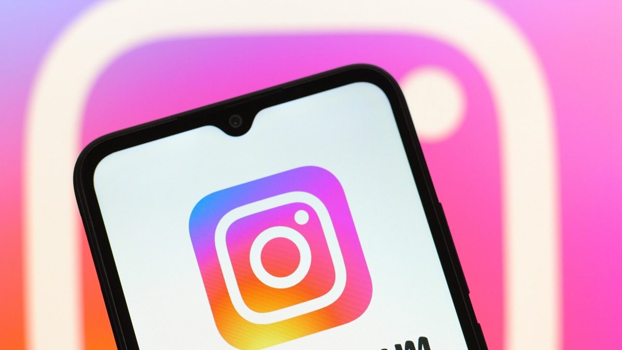 तुमचं इंस्टाग्राम प्रोफाइल कोणी पाहिलंय? या भारी ट्रिकने लगेच करा चेक, रिपोर्ट येईल समोर 