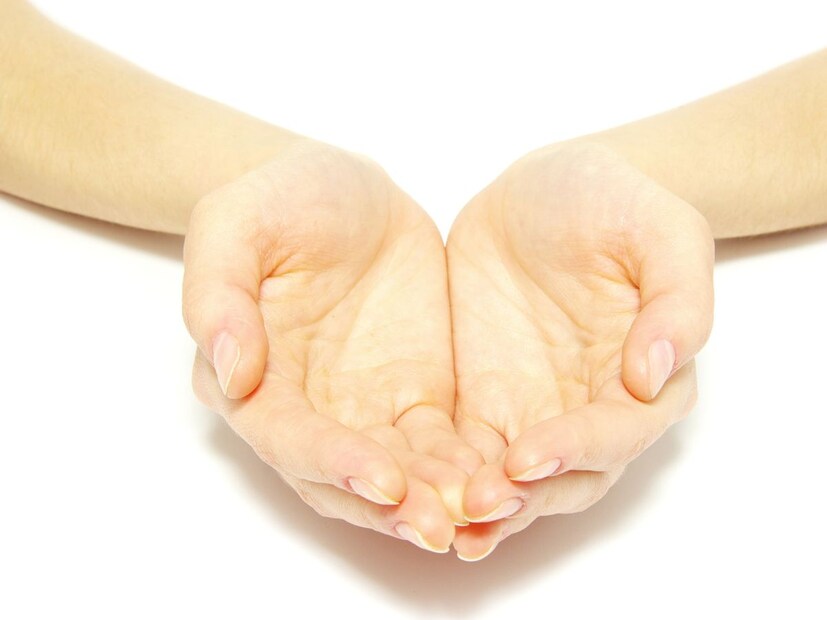 खरं तर तळव्यावर केस नसल्यामुळे आपल्याला वस्तू नीट पकडता येतात आणि स्पर्श अधिक स्पष्टपणे जाणवतो.