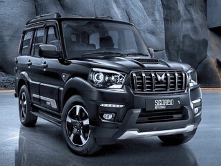 महिंद्रा कार 