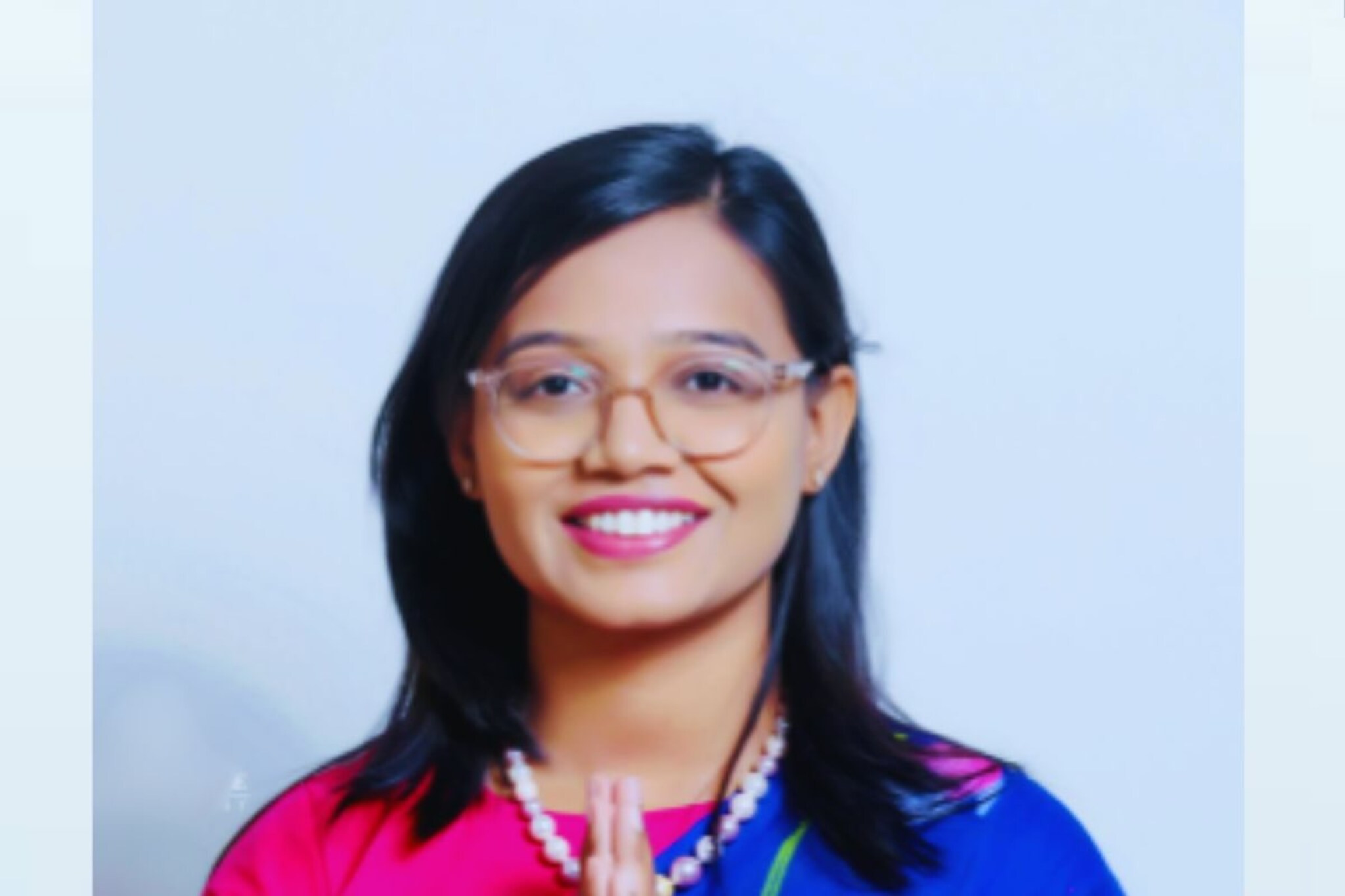 उद्धव ठाकरेंच्या महिला नेत्याची फसवणूक, तब्बल 7 लाखाला लुबाडले,नेमकं प्रकरण काय