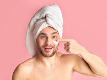 फेसवॉश ते सनस्क्रीन पुरुषांसाठी आवश्यक स्किन केअर स्टेप्स