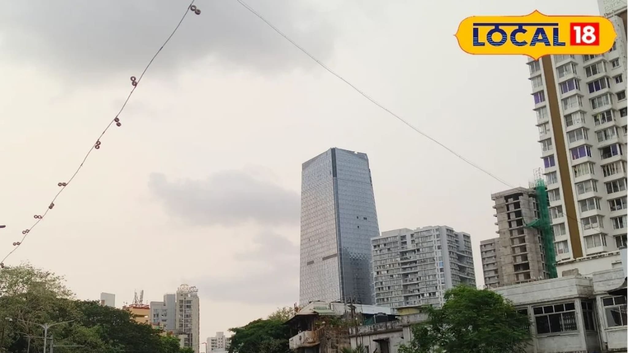 Mumbai Rain: ऐन पावसाळ्यात घामाच्या धारा, मुंबईकर हैराण, ठाण्यात विचित्र हवामान