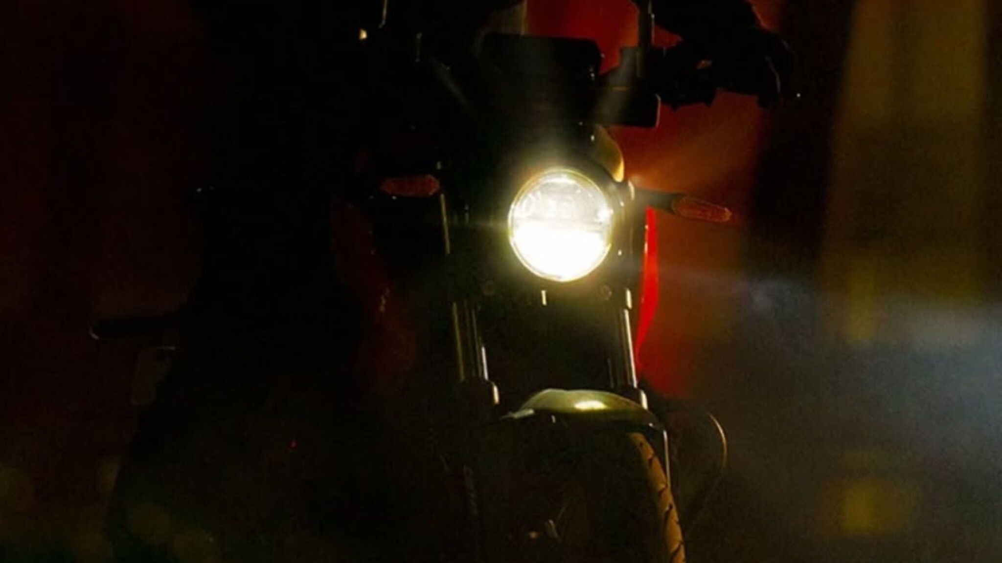 Rorr EZ Sigma Bike: स्पोर्ट बाइकचा पडेल विसर, स्वस्तात मस्त आली दमदार EV Bike, लूक पाहून पडाल प्रेमात!