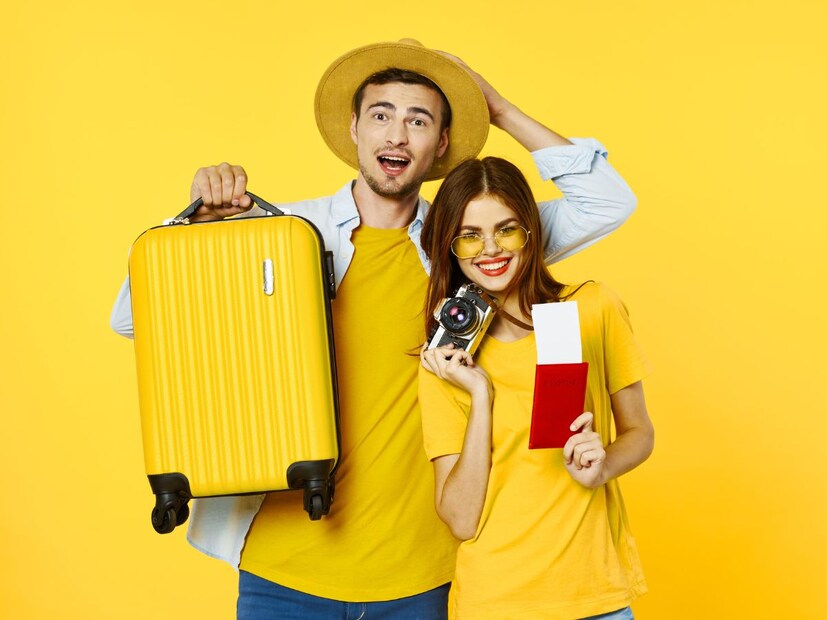 लग्नाआधी असो किंवा लग्नानंतर किंवा मग मित्र-परिवारासोबत लोकांना फिरायला खूप आवडतं. त्यामुळे आम्ही तुम्हाला भारतातील अशीच काही इंट्रस्टिंग ठिकाणं सांगणार आहोत. चला तर पाहूया भारतातील सर्वात रोमँटिक डेस्टिनेशन्स आणि त्यांची खासियत.