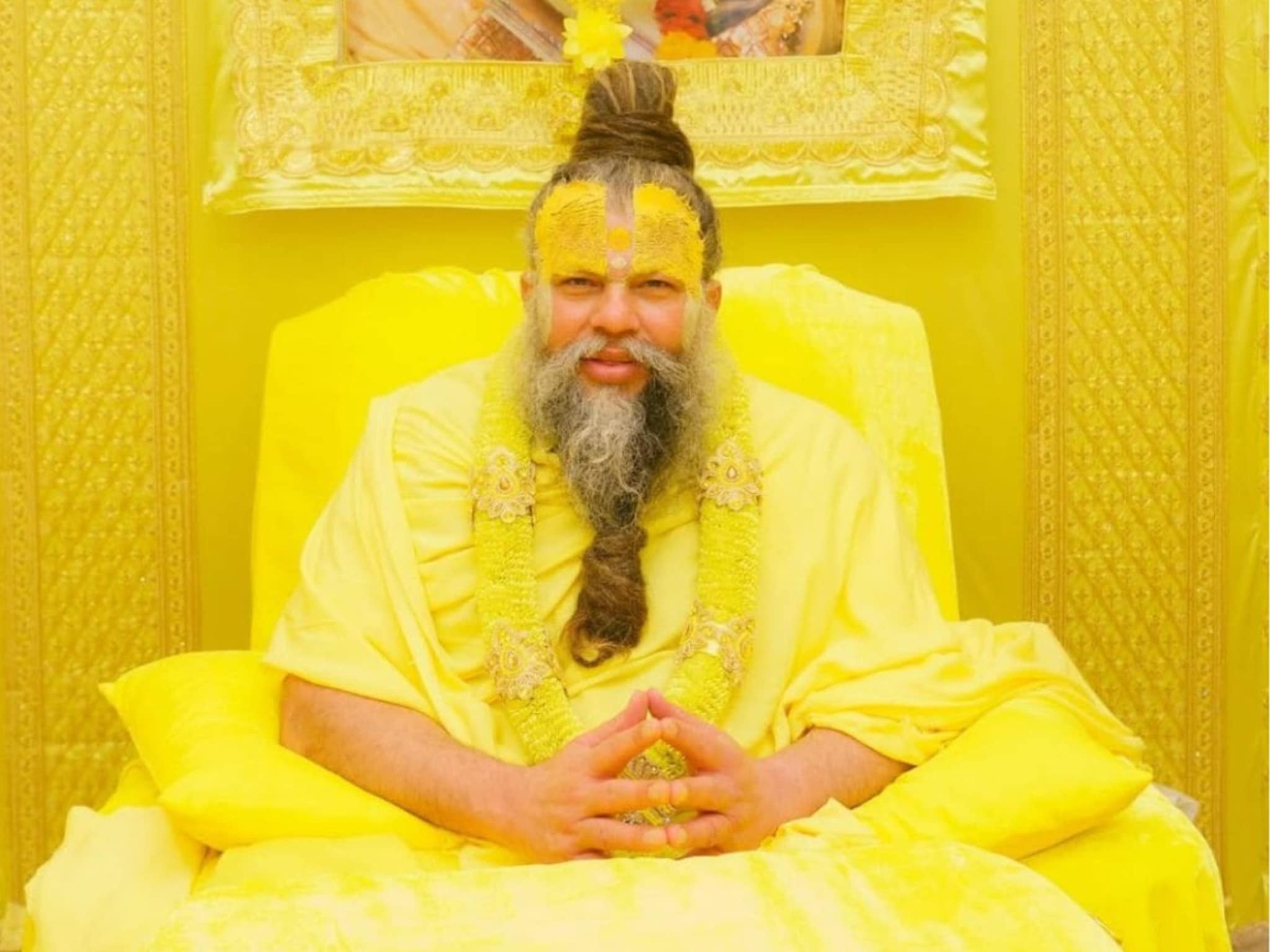 Premanand Maharaj: हिवाळ्यात गरम पाण्यानं अंघोळ करावी की थंड? प्रेमानंद महाराजांचा सल्ला तर...