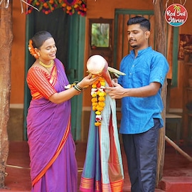 IT ची नोकरी गेली, थेट सुरू केली 'रेड सॉइल स्टोरीज', कसा होता शिरीष गवसचा प्रवास? IT ची नोकरी गेली, थेट सुरू केली 'रेड सॉइल स्टोरीज', कसा होता शिरीष गवसचा प्रवास?