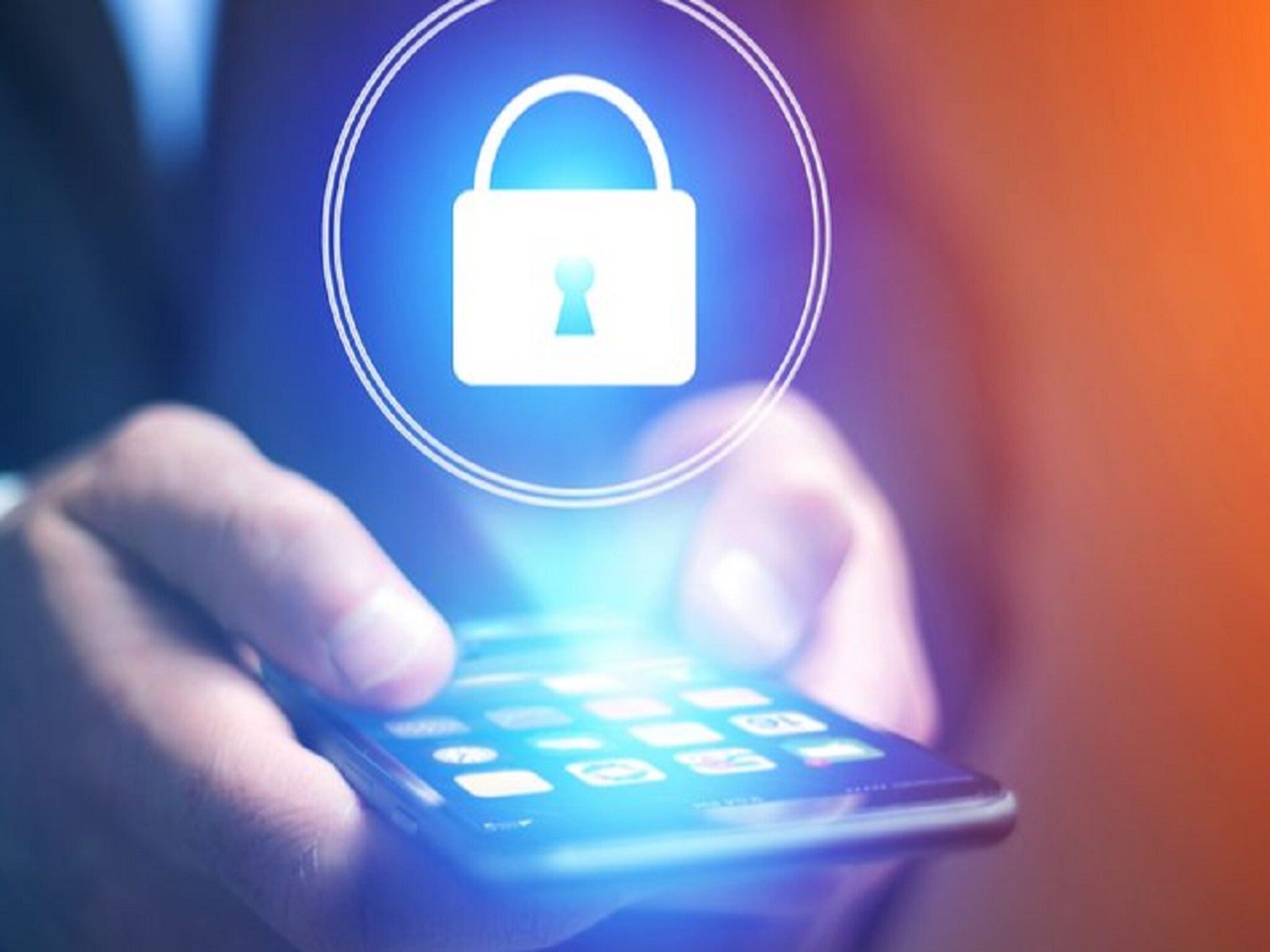 आता हॅकर्सची बोलती होणार बंद ! 'या' 5 टिप्सने सिक्योर होईल तुमचा फोन