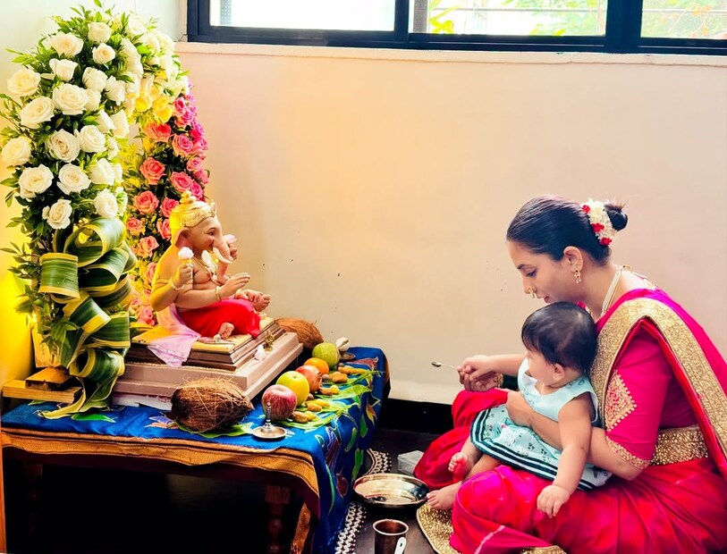 सायलीकडे गौरी देखील येतात. त्यांच्याकडे असलेले गौरीचे मुखवटे हे 150 वर्ष जुने आहेत. 