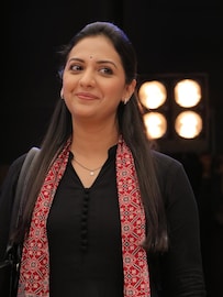 तेजश्री प्रधान पाठोपाठ तिच्या हिरोचीही झी मराठीवर वापसी! तिलाच देणार टक्कर तेजश्री प्रधान पाठोपाठ तिच्या हिरोचीही झी मराठीवर वापसी! तिलाच देणार टक्कर