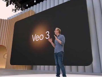 Google चं यूझर्सला मोठं गिफ्ट! आता फ्री मिळेल AI व्हिडिओ बनवणारं हे टूल Google चं यूझर्सला मोठं गिफ्ट! आता फ्री मिळेल AI व्हिडिओ बनवणारं हे टूल