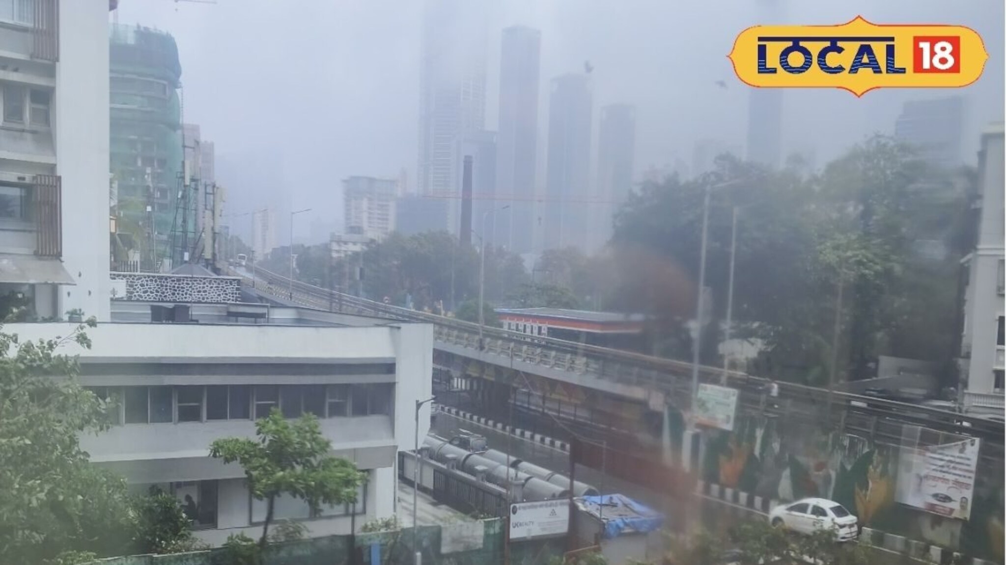 Weather Alert: ऑगस्टअखेर पावसाचा जोर, मुंबईत वारं फिरलं, कोकणात यलो अलर्ट, आजचा हवामान अंदाज