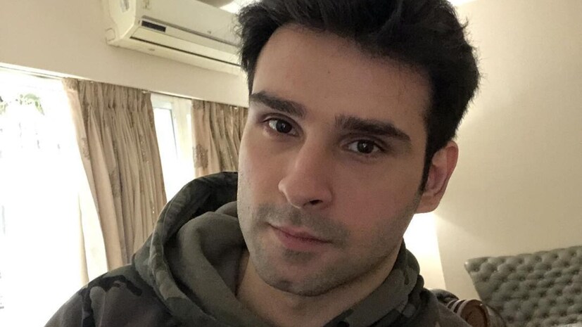 Girish Kumar, Girish Kumar net worth, Girish Kumar Bollywood, Girish Kumar Tips Industries, Girish Kumar business, Girish Kumar acting career, Bollywood actor net worth, Ramaiya Vastavaiya, गिरिश कुमार, गिरिश कुमार नेटवर्थ, गिरिश कुमार की फिल्में